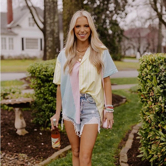 Color Block Button Up - Picture 12 of 12